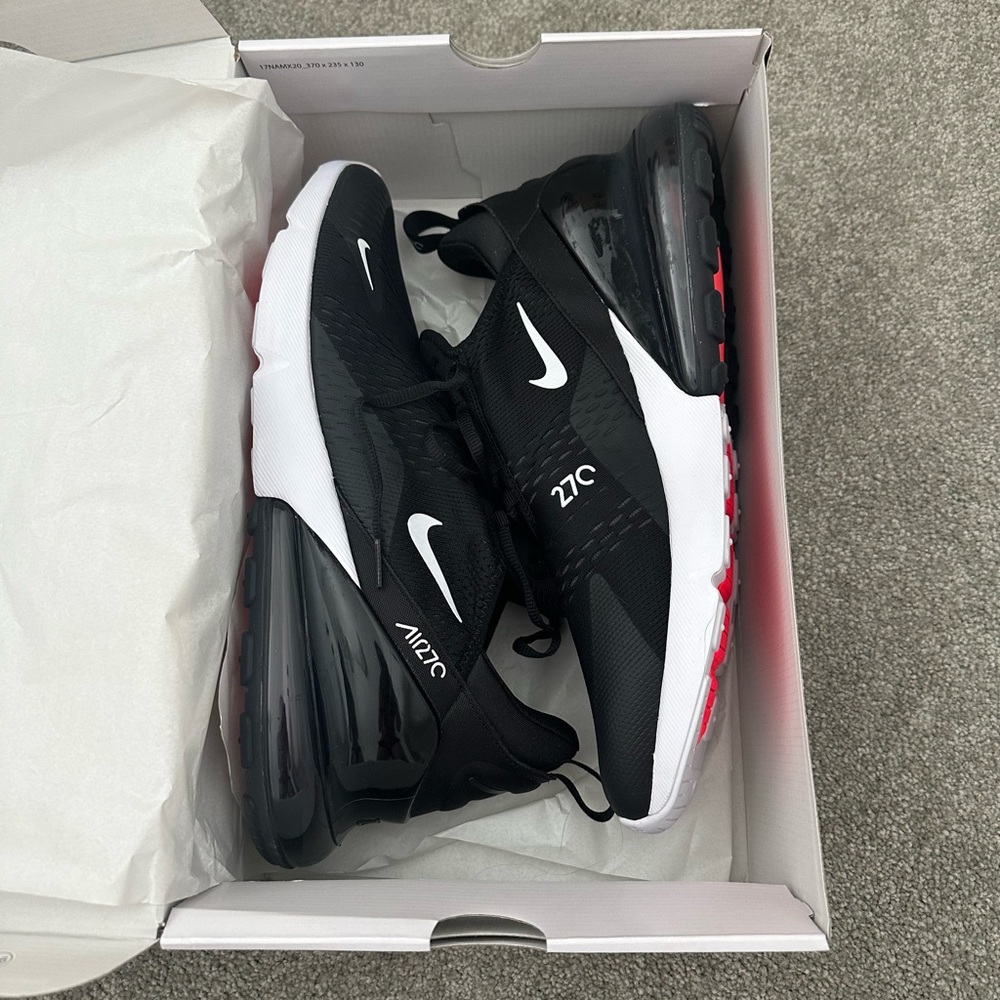 Nike Air Max 270. New Never worn. Size 14  Black
